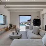 Apollo Yard Villa *