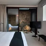 Villa Apollo Yard *