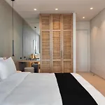 Apollo Yard Villa *