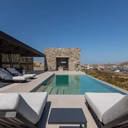 Villa Apollo Yard