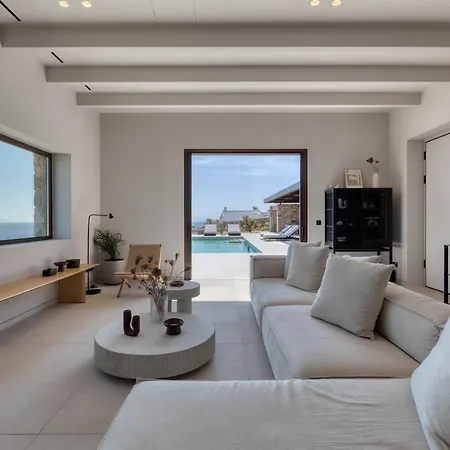 Apollo Yard Villa *