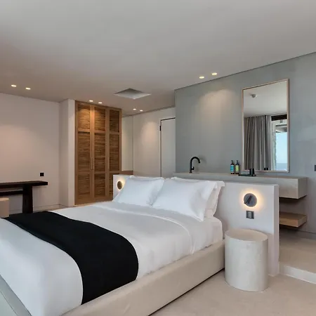 Apollo Yard Mykonos Town